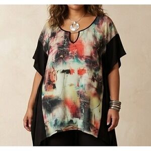 Edista Crepe Tunic Top Plus Size 2X Abstract Artsy Short Sleeve Keyhole Neck